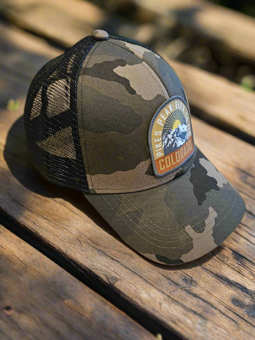 Retro classic snap back with a new patch